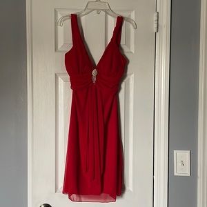 B. Darlin short red cocktail dress